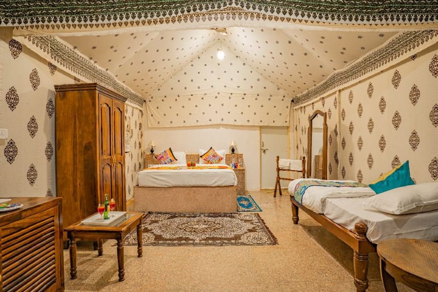 deluxe tent in Jaisalmer